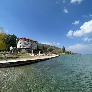 **** Hotel Victoria Albania